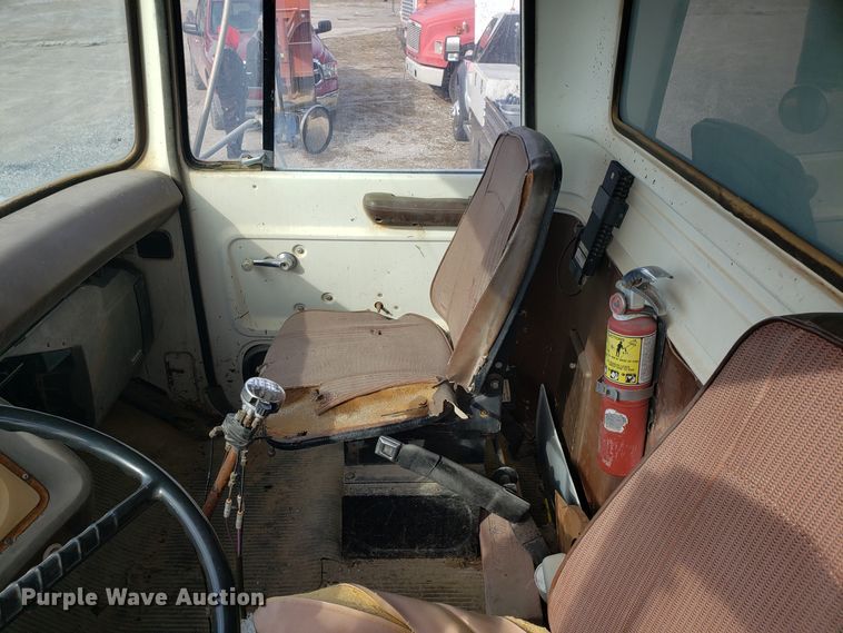 image for item L1435 1982 Ford 8000 dump truck