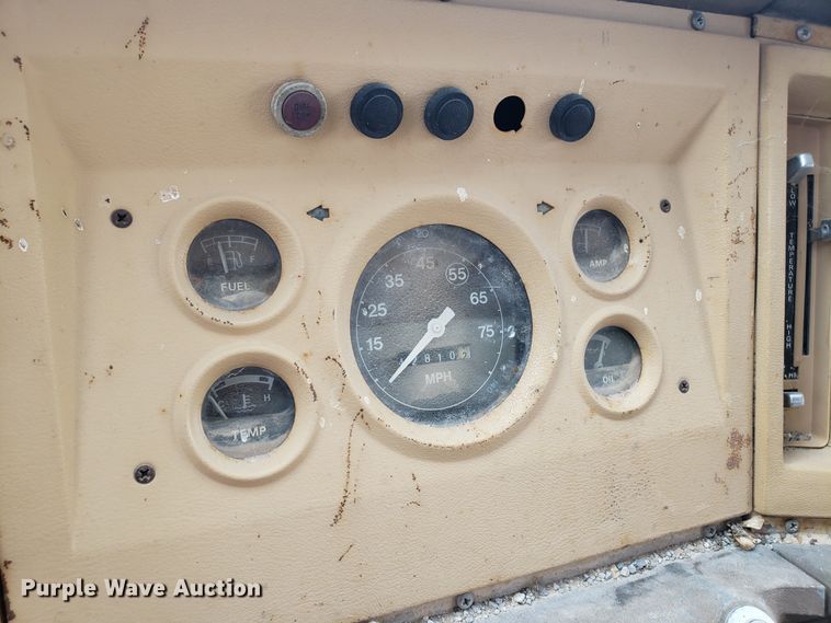 image for item L1435 1982 Ford 8000 dump truck