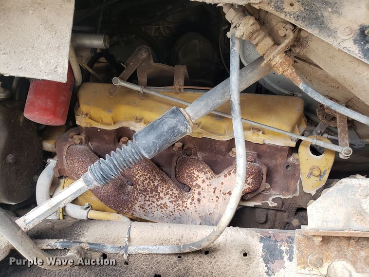 image for item L1435 1982 Ford 8000 dump truck