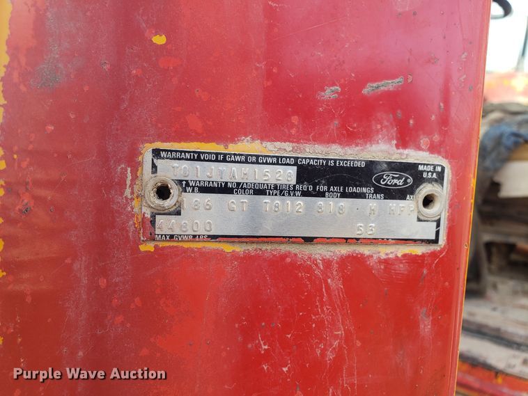 image for item L1436 1978 Ford L8000 dump truck