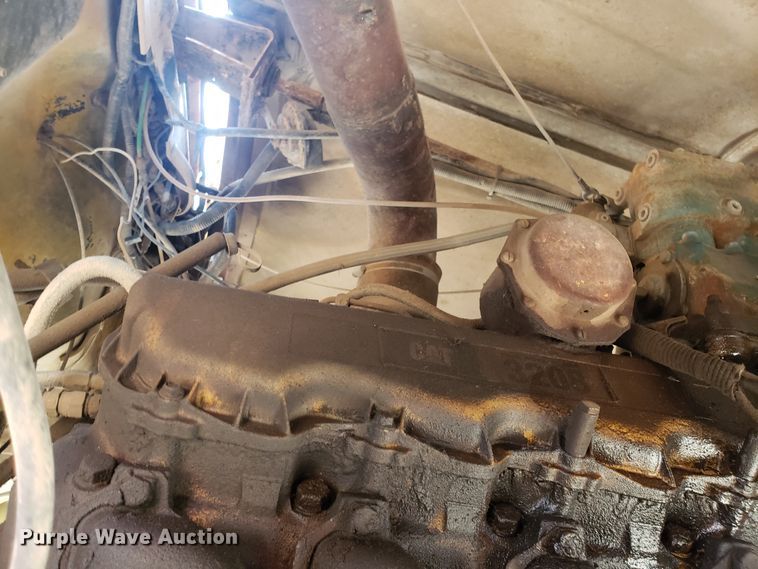 image for item L1436 1978 Ford L8000 dump truck