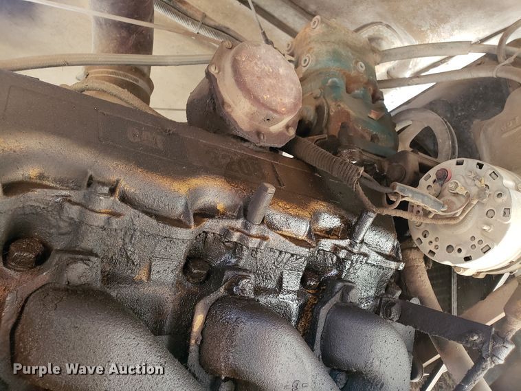 image for item L1436 1978 Ford L8000 dump truck