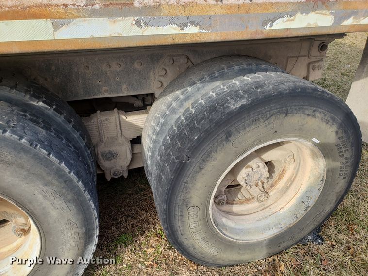 image for item L1436 1978 Ford L8000 dump truck