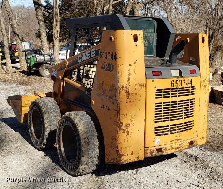 image for item L1476 2006 Case 420 skid steer