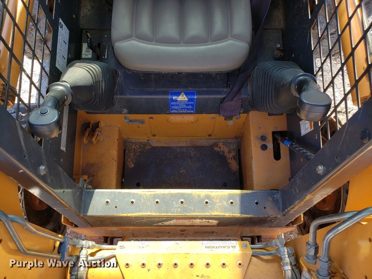 image for item L1476 2006 Case 420 skid steer