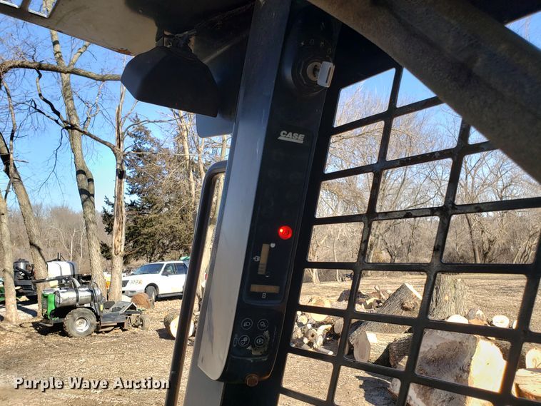 image for item L1476 2006 Case 420 skid steer