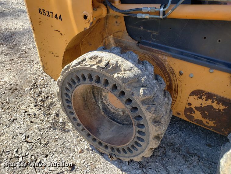 image for item L1476 2006 Case 420 skid steer