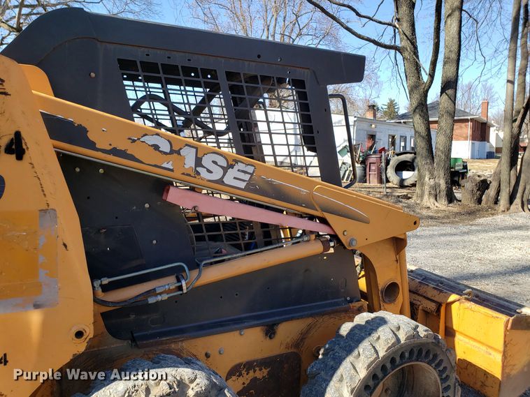 image for item L1476 2006 Case 420 skid steer