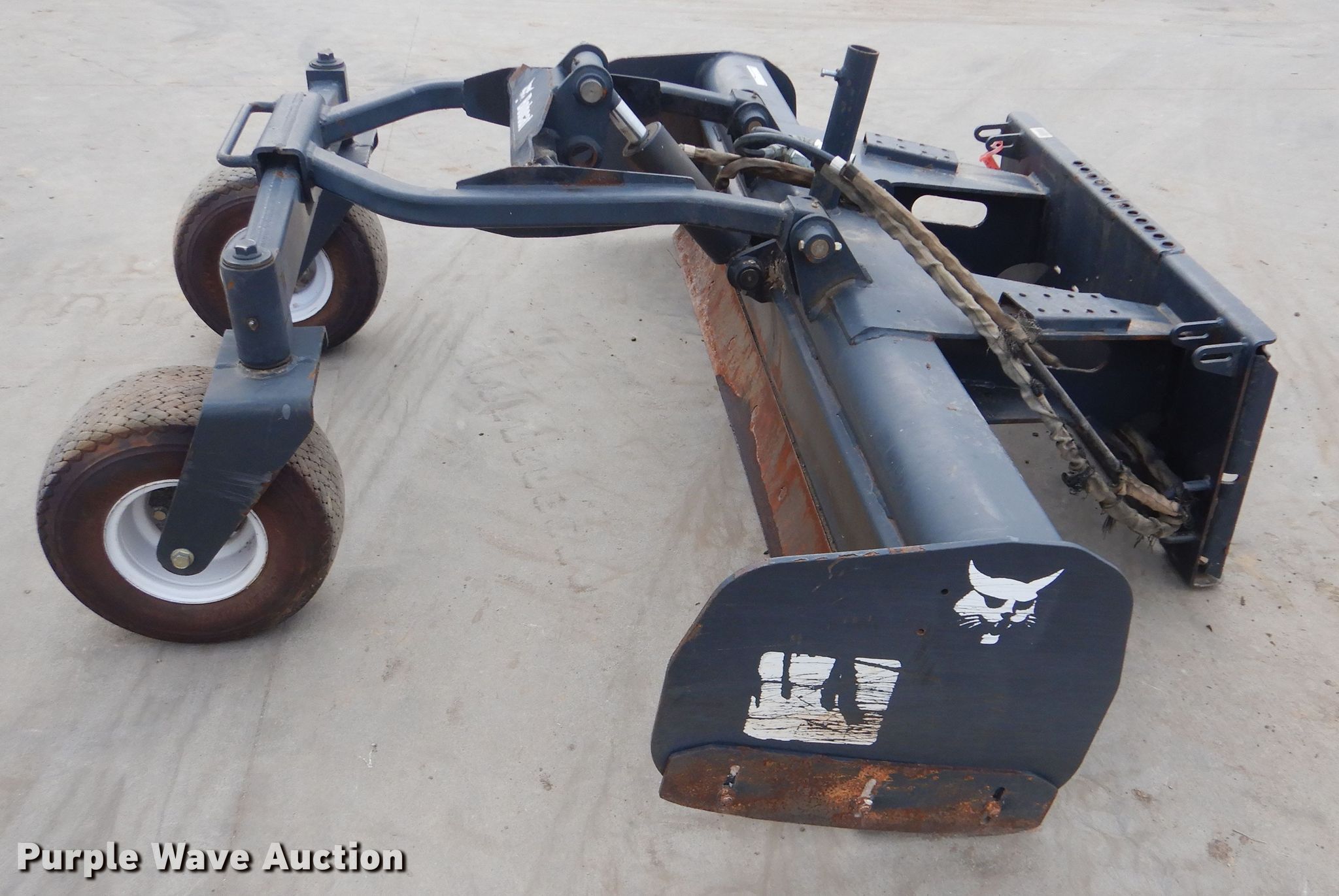 2009 Bobcat skid steer box blade in Tulsa, OK Item GD9178 sold