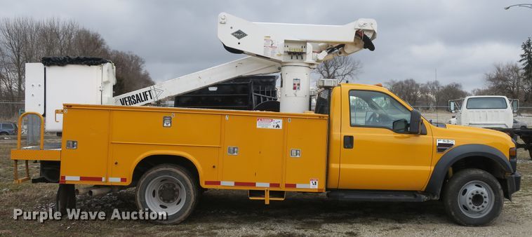 image for item DB10012 2008 Ford F550 Super Duty bucket truck
