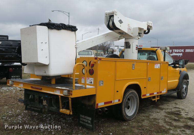 image for item DB10012 2008 Ford F550 Super Duty bucket truck