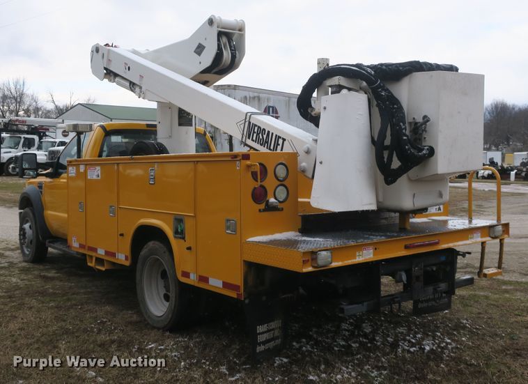 image for item DB10012 2008 Ford F550 Super Duty bucket truck