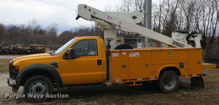 image for item DB10012 2008 Ford F550 Super Duty bucket truck