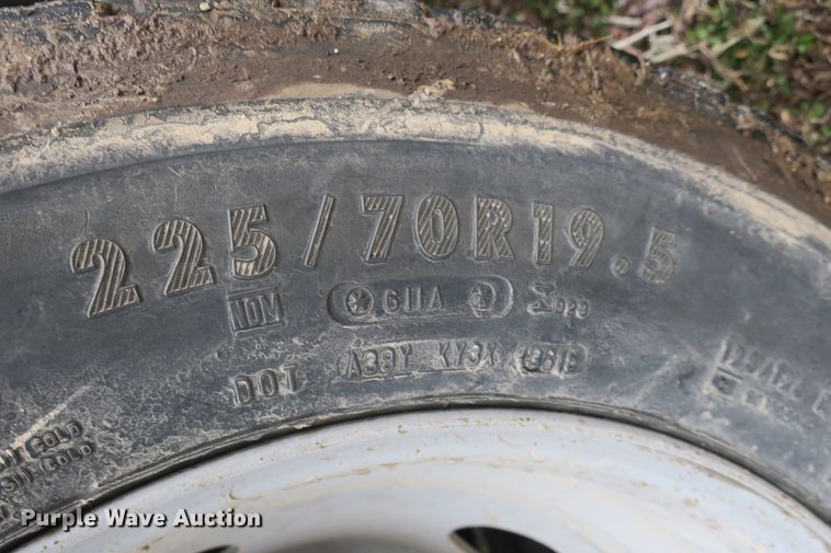 image for item DB10012 2008 Ford F550 Super Duty bucket truck