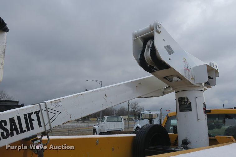 image for item DB10012 2008 Ford F550 Super Duty bucket truck