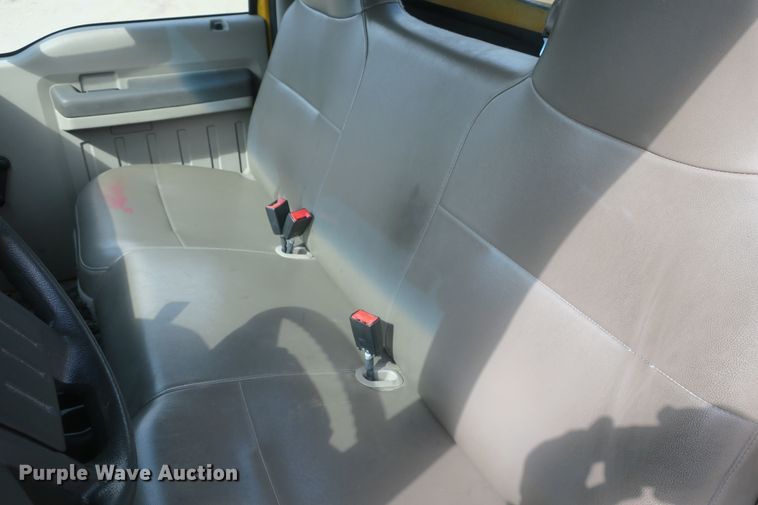 image for item DB10012 2008 Ford F550 Super Duty bucket truck