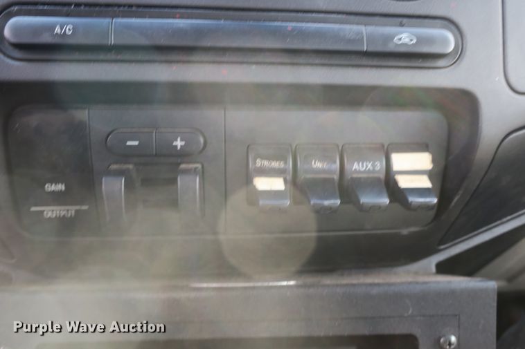 image for item DB10012 2008 Ford F550 Super Duty bucket truck