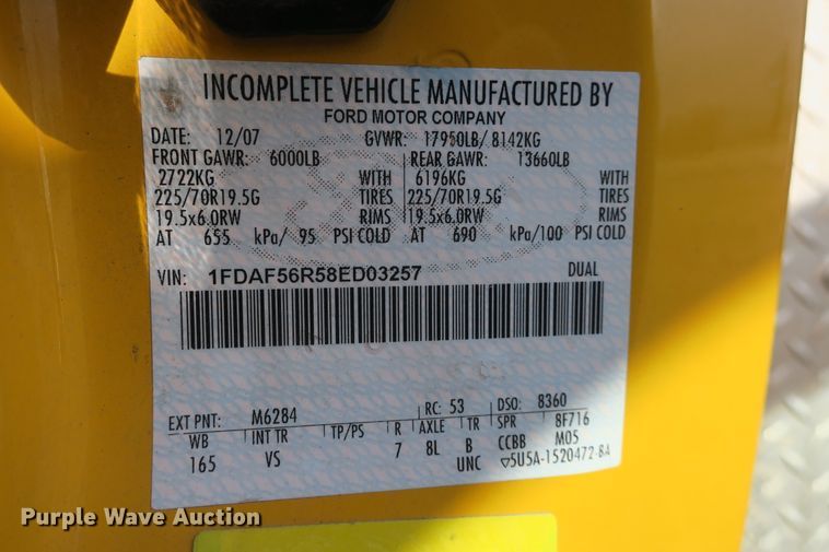 image for item DB10012 2008 Ford F550 Super Duty bucket truck