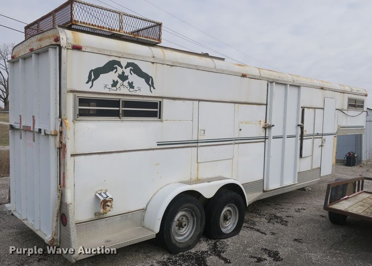 image for item DB10063 1979 King livestock trailer