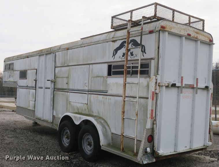 image for item DB10063 1979 King livestock trailer