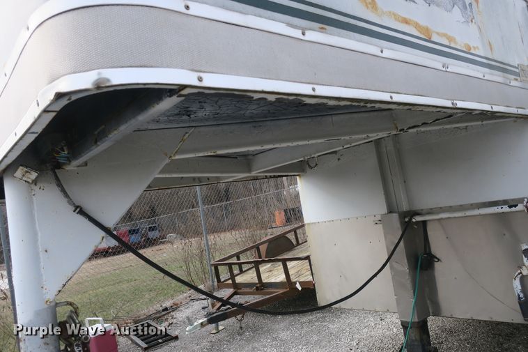 image for item DB10063 1979 King livestock trailer