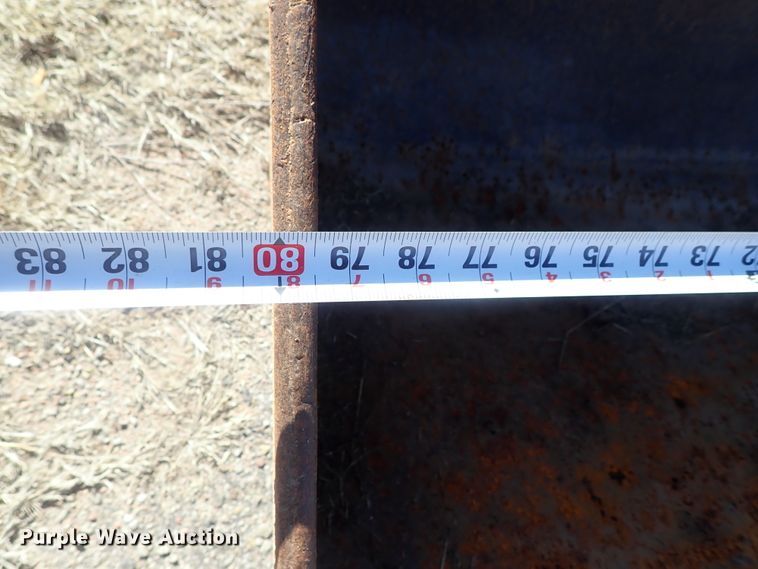 image for item DC3293 1985 John Deere 401D backhoe