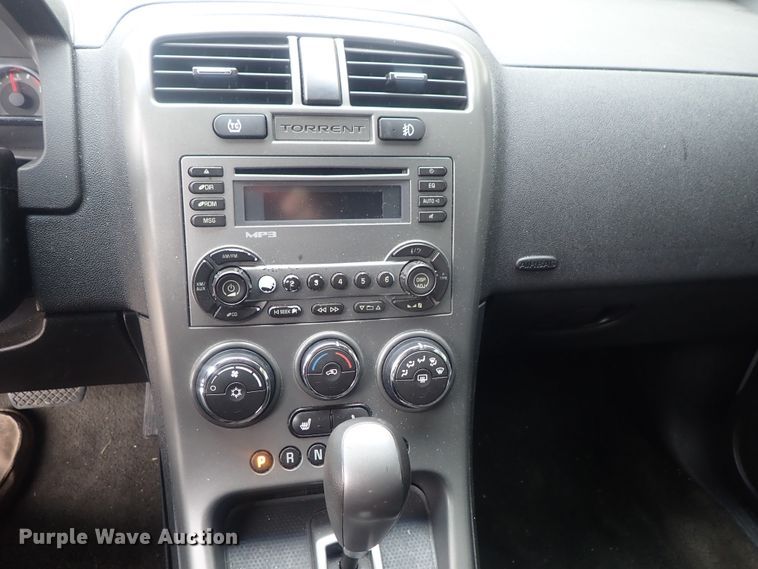 image for item DC3302 2006 Pontiac Torrent SUV