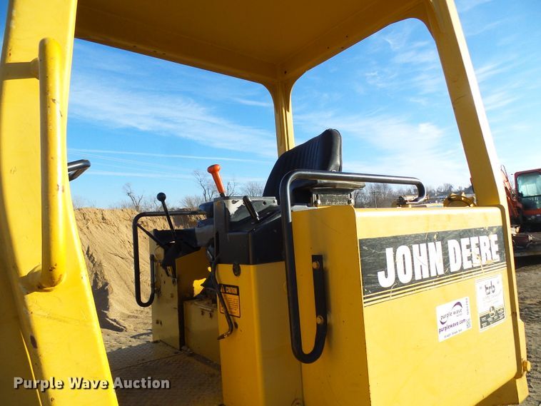 image for item DD1783 1999 John Deere 555G  crawler loader