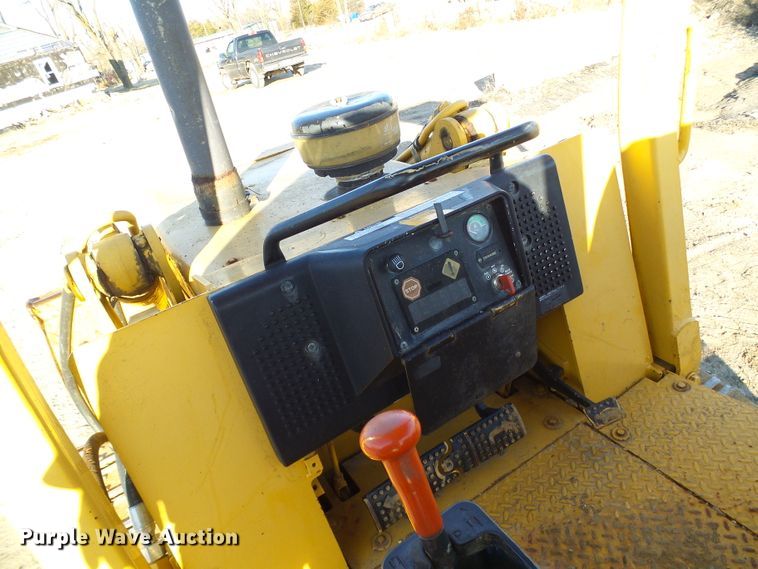 image for item DD1783 1999 John Deere 555G  crawler loader