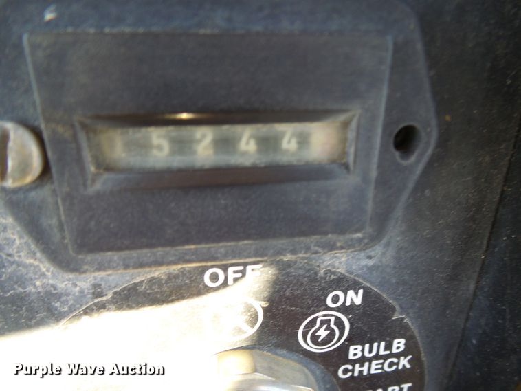 image for item DD1783 1999 John Deere 555G  crawler loader