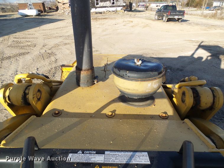 image for item DD1783 1999 John Deere 555G  crawler loader