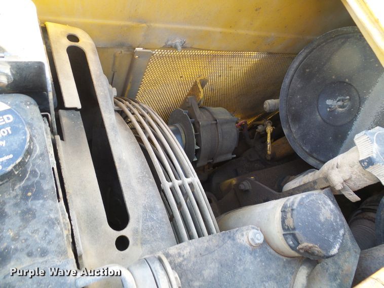 image for item DD1783 1999 John Deere 555G  crawler loader