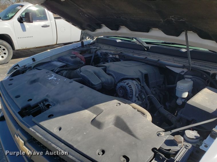 image for item DD2560 2007 Chevrolet Silverado 1500 pickup truck