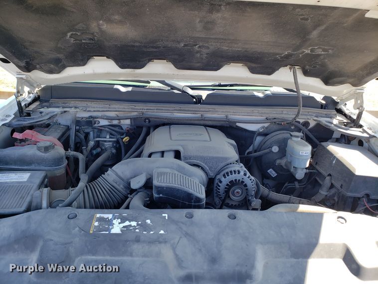 image for item DD2560 2007 Chevrolet Silverado 1500 pickup truck