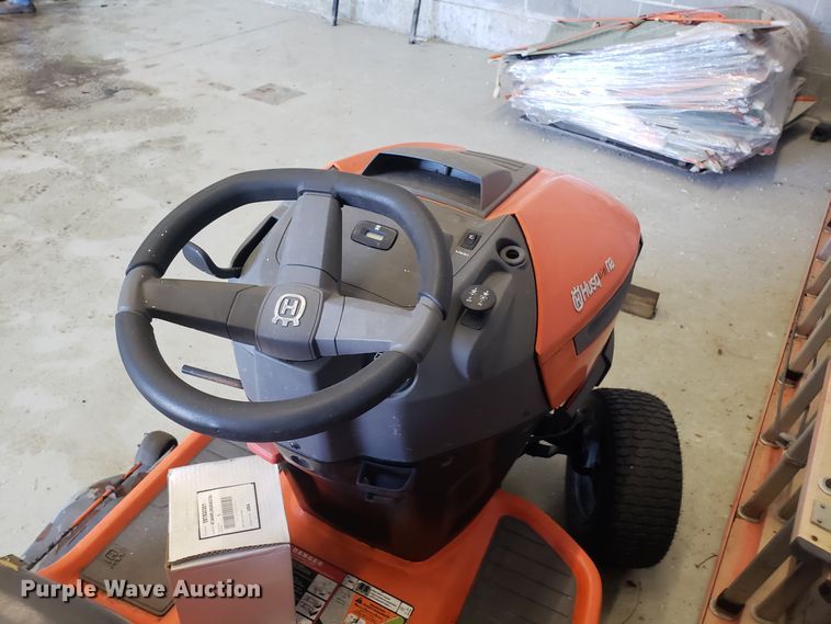 Husqvarna LGT2554 lawn mower in Lee
