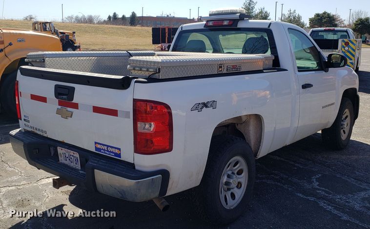 image for item DD2571 2008 Chevrolet Silverado 1500 pickup truck