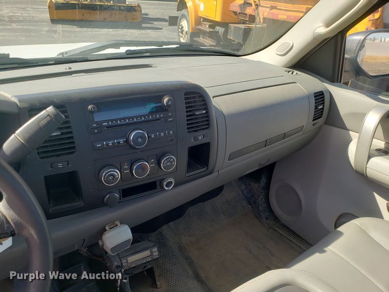 image for item DD2571 2008 Chevrolet Silverado 1500 pickup truck