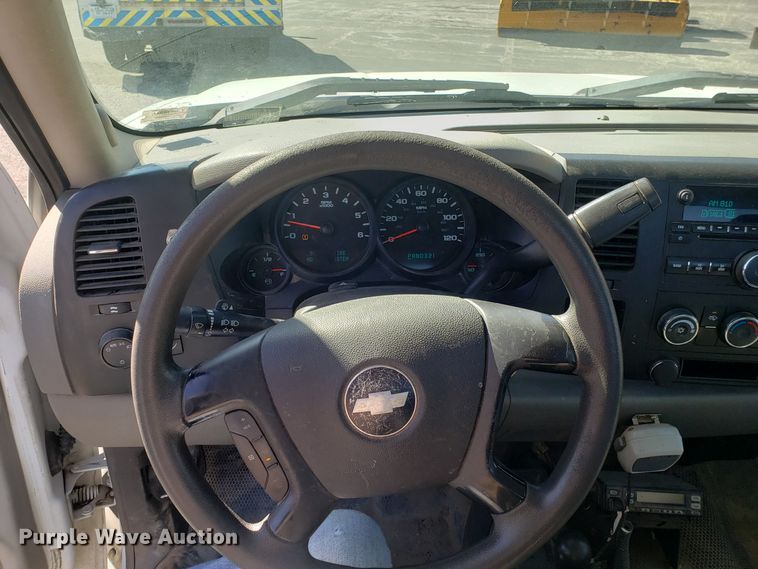 image for item DD2571 2008 Chevrolet Silverado 1500 pickup truck