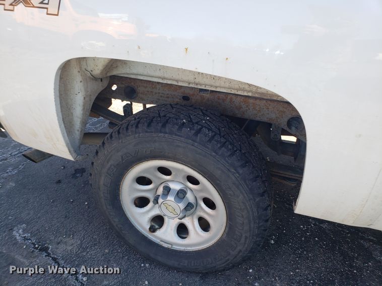 image for item DD2571 2008 Chevrolet Silverado 1500 pickup truck