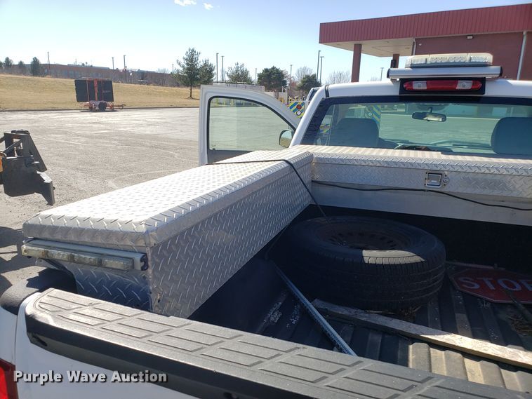 image for item DD2571 2008 Chevrolet Silverado 1500 pickup truck