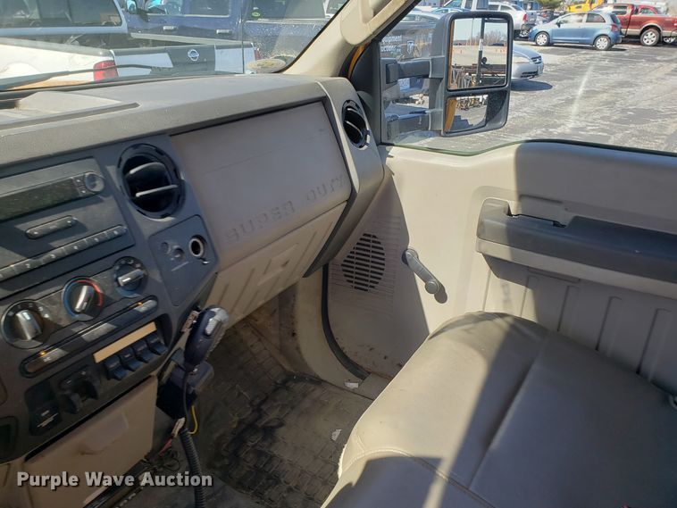 image for item DD2574 2008 Ford F550 Super Duty bucket truck