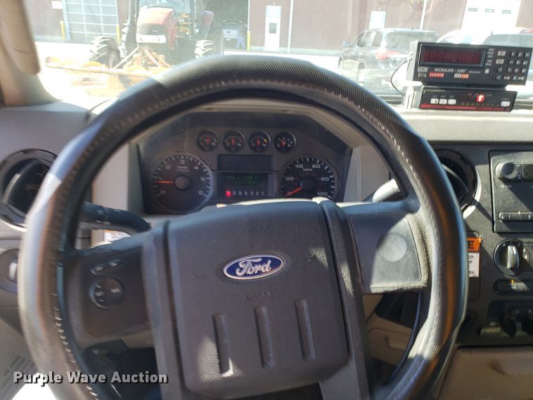 image for item DD2574 2008 Ford F550 Super Duty bucket truck