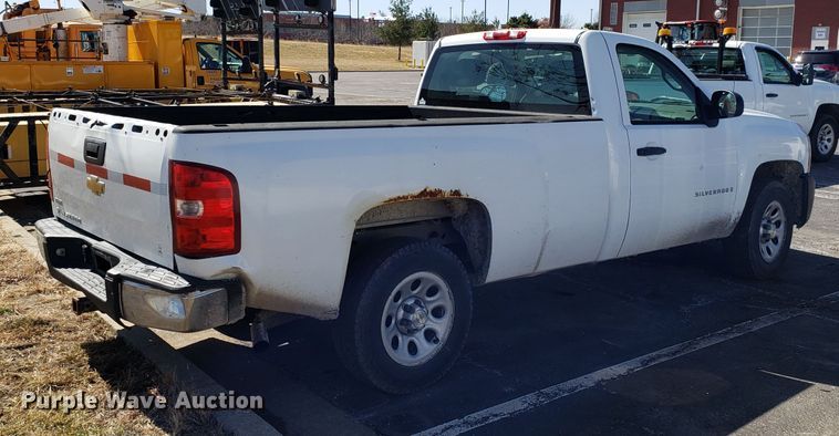 image for item DD2578 2008 Chevrolet Silverado 1500 pickup truck
