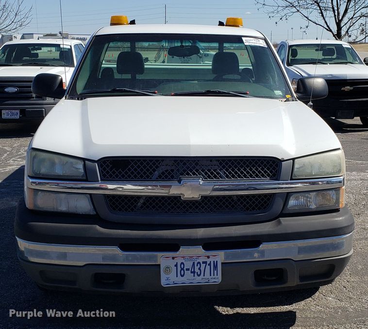 image for item DD2579 2005 Chevrolet Silverado 1500 pickup truck
