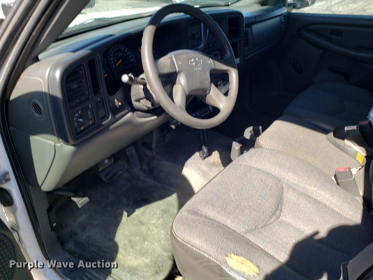 image for item DD2579 2005 Chevrolet Silverado 1500 pickup truck