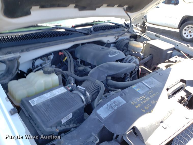 image for item DD2579 2005 Chevrolet Silverado 1500 pickup truck