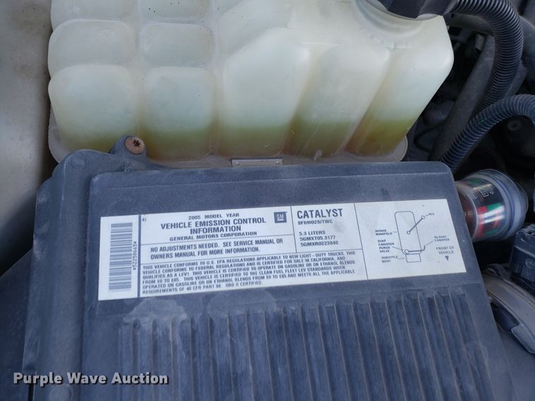 image for item DD2579 2005 Chevrolet Silverado 1500 pickup truck