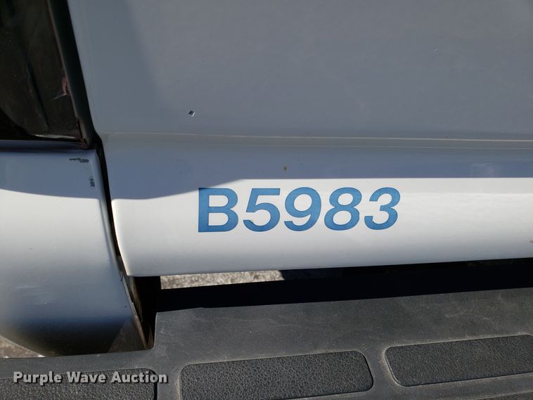 image for item DD2579 2005 Chevrolet Silverado 1500 pickup truck