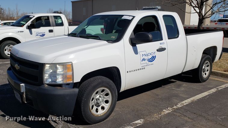 image for item DD2581 2008 Chevrolet Silverado 1500 Ext. Cab pickup truck