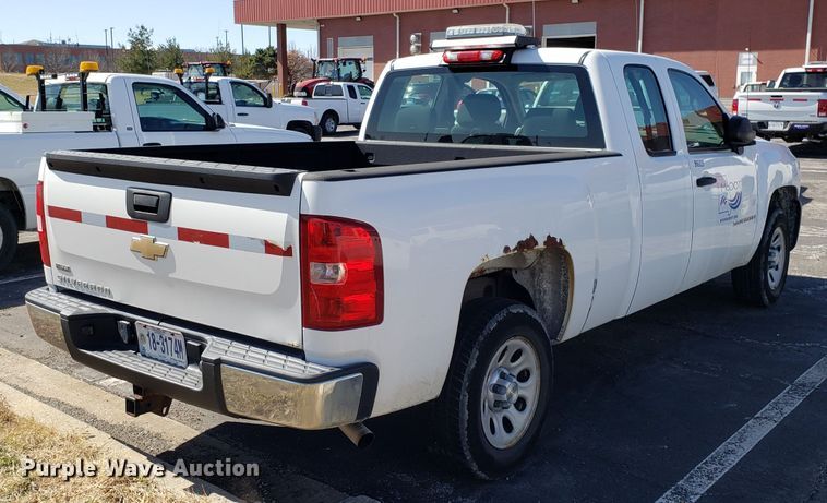 image for item DD2581 2008 Chevrolet Silverado 1500 Ext. Cab pickup truck